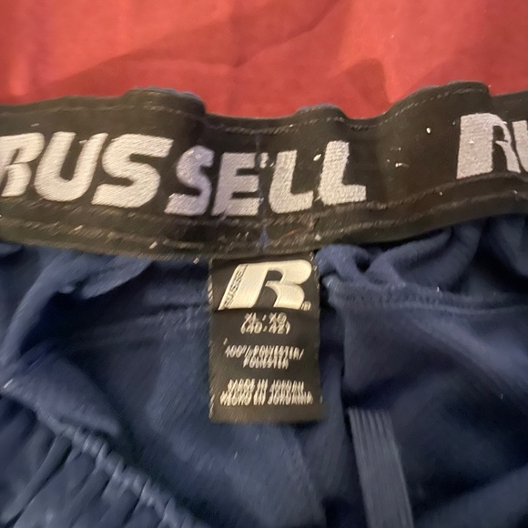 Russell shorts - Picture 2 of 2